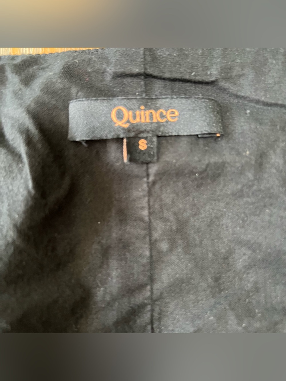 Quince European linen vest in black size small - Picture 3 of 6
